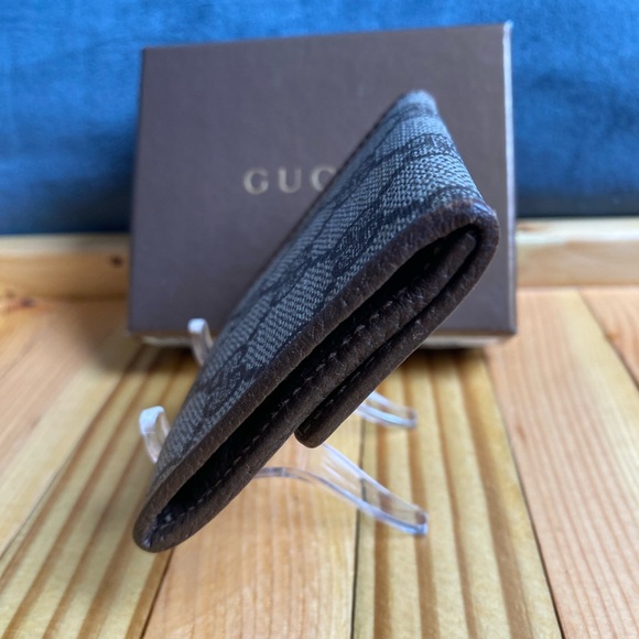 Gucci GG Supreme Coin Case/Wallet - Picture 6 of 16